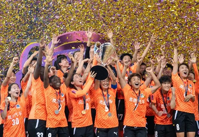 亞冠賽場，武體人奪魁！光彩奪目！