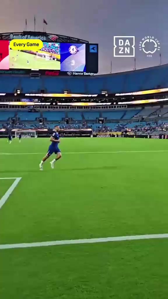 藍(lán)軍徹底殺死比賽霍爾單刀挑射輕松得手