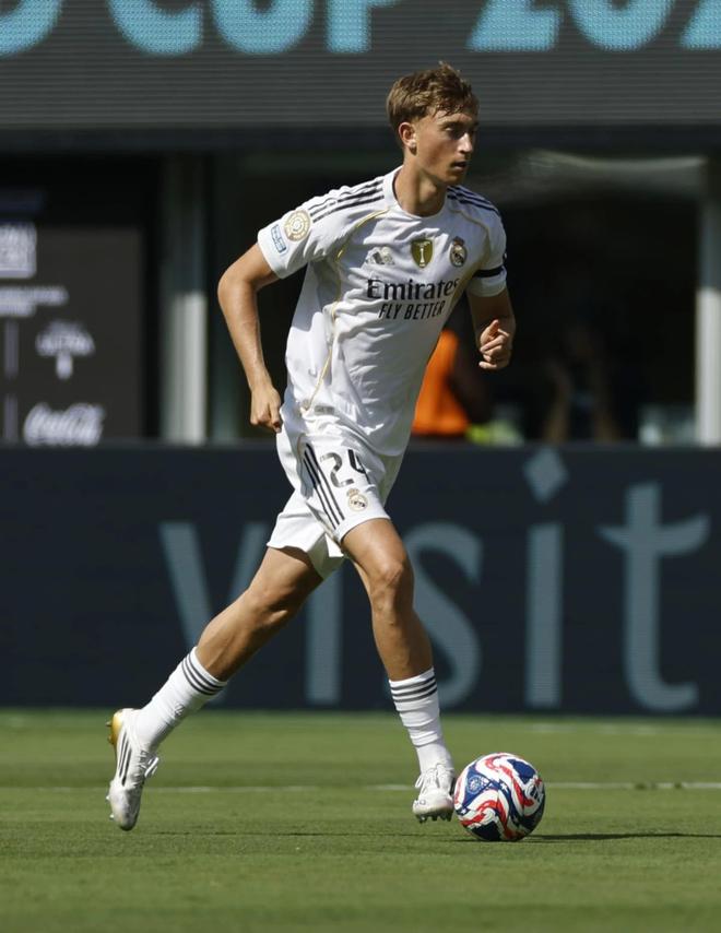 赫伊森致歉，遭罰無法助戰(zhàn)下一場