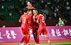 中國(guó)男足絕殺后顯露弱點(diǎn)，強(qiáng)化核心，奪冠有望。