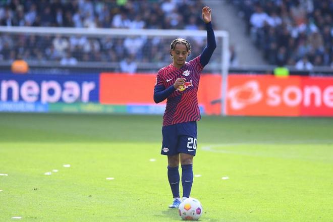 圖片報：切爾西熱門哈維-西蒙斯，拜仁暫無萊比錫接觸。