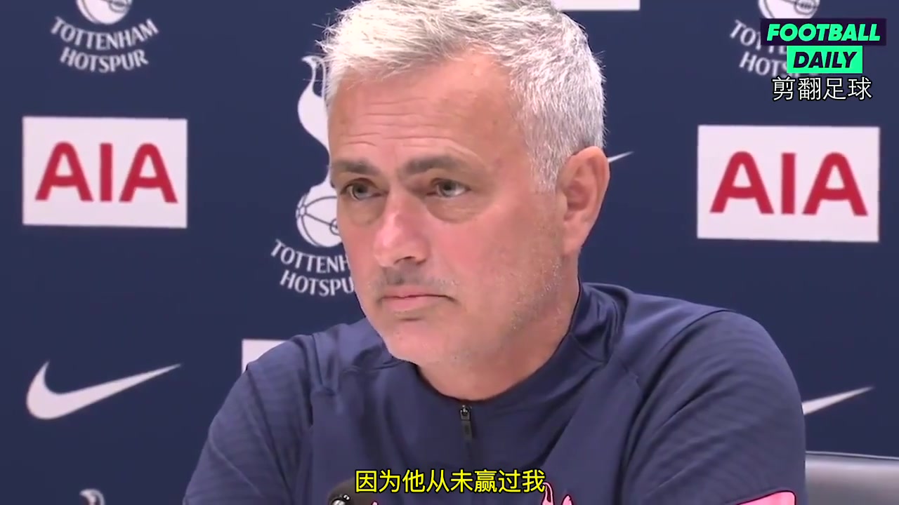 名場(chǎng)面穆帥當(dāng)年回應(yīng)溫格新書(shū)中沒(méi)提到自己因?yàn)樗麖奈蹿A過(guò)我 名場(chǎng)面穆帥當(dāng)年回應(yīng)溫格新書(shū)中沒(méi)提到自己因?yàn)樗麖奈蹿A過(guò)我