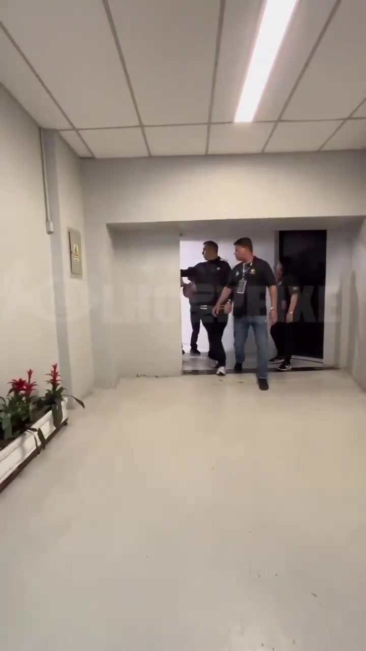 始終是球迷們的心頭好桑托斯球迷為內(nèi)馬爾加油打氣 始終是球迷們的心頭好桑托斯球迷為內(nèi)馬爾加油打氣